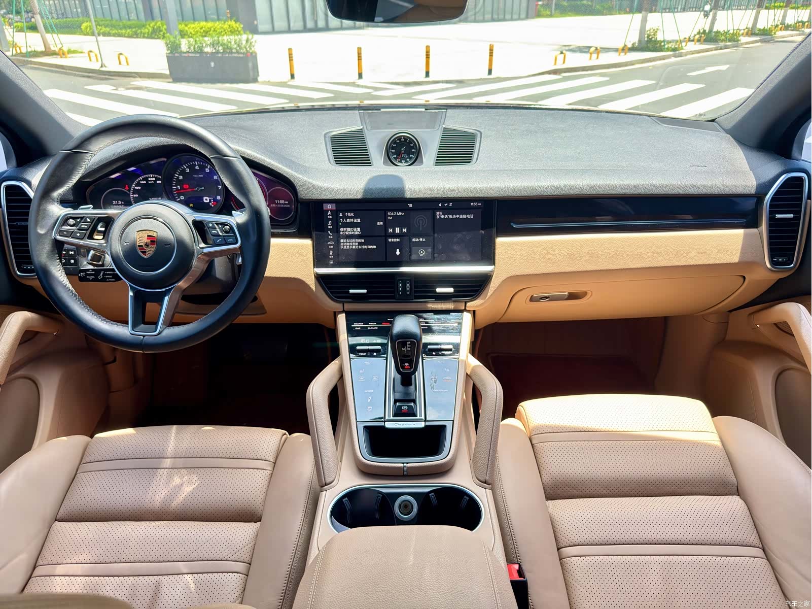 Porsche Cayenne, 2018 все фото