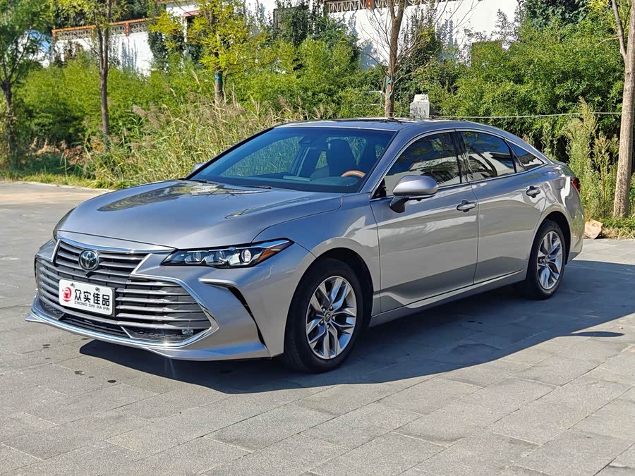 Toyota Avalon 2021, фото 1