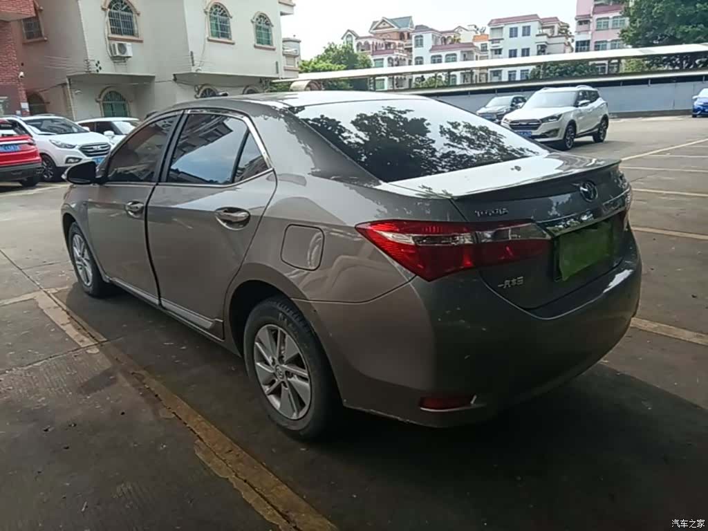 Toyota Corolla, 2015 все фото