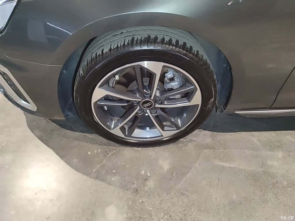 Audi A4L, 2023 23