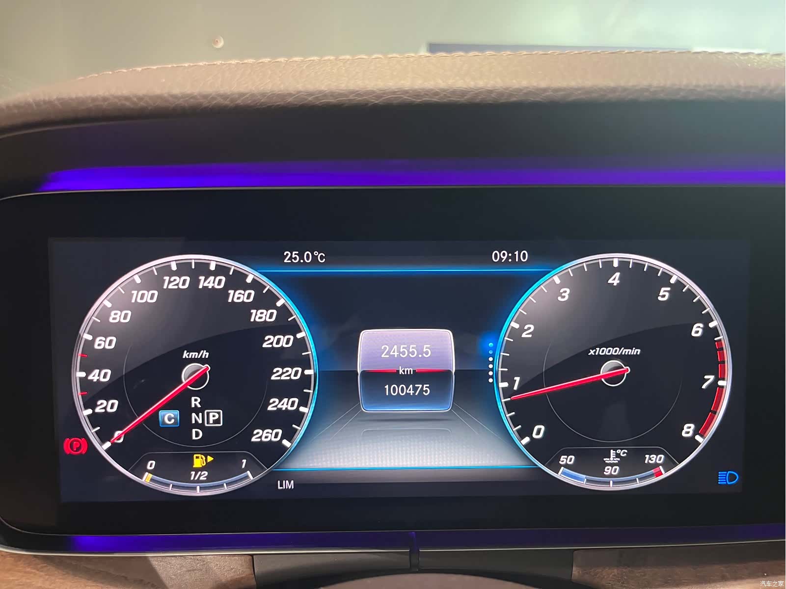 Mercedes-Benz E-Class, 2019 13