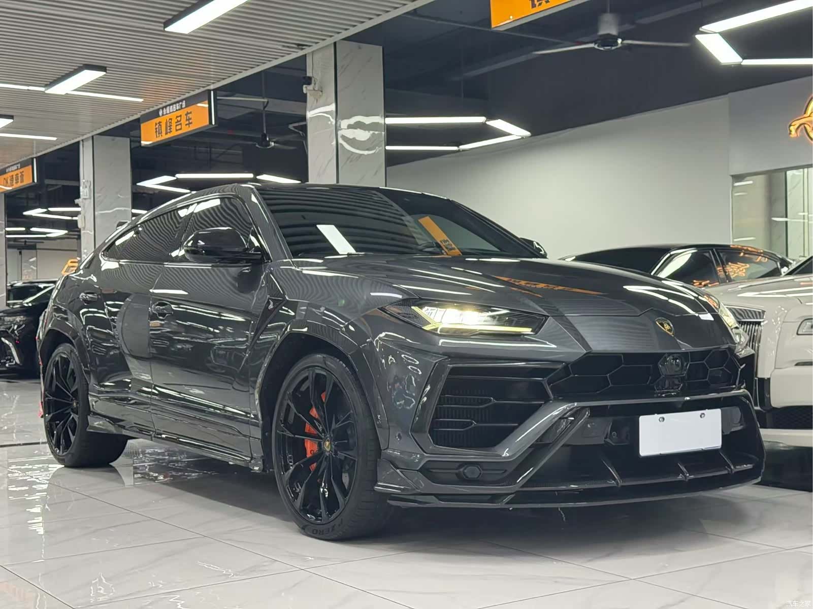 Lamborghini Urus, 2020 2
