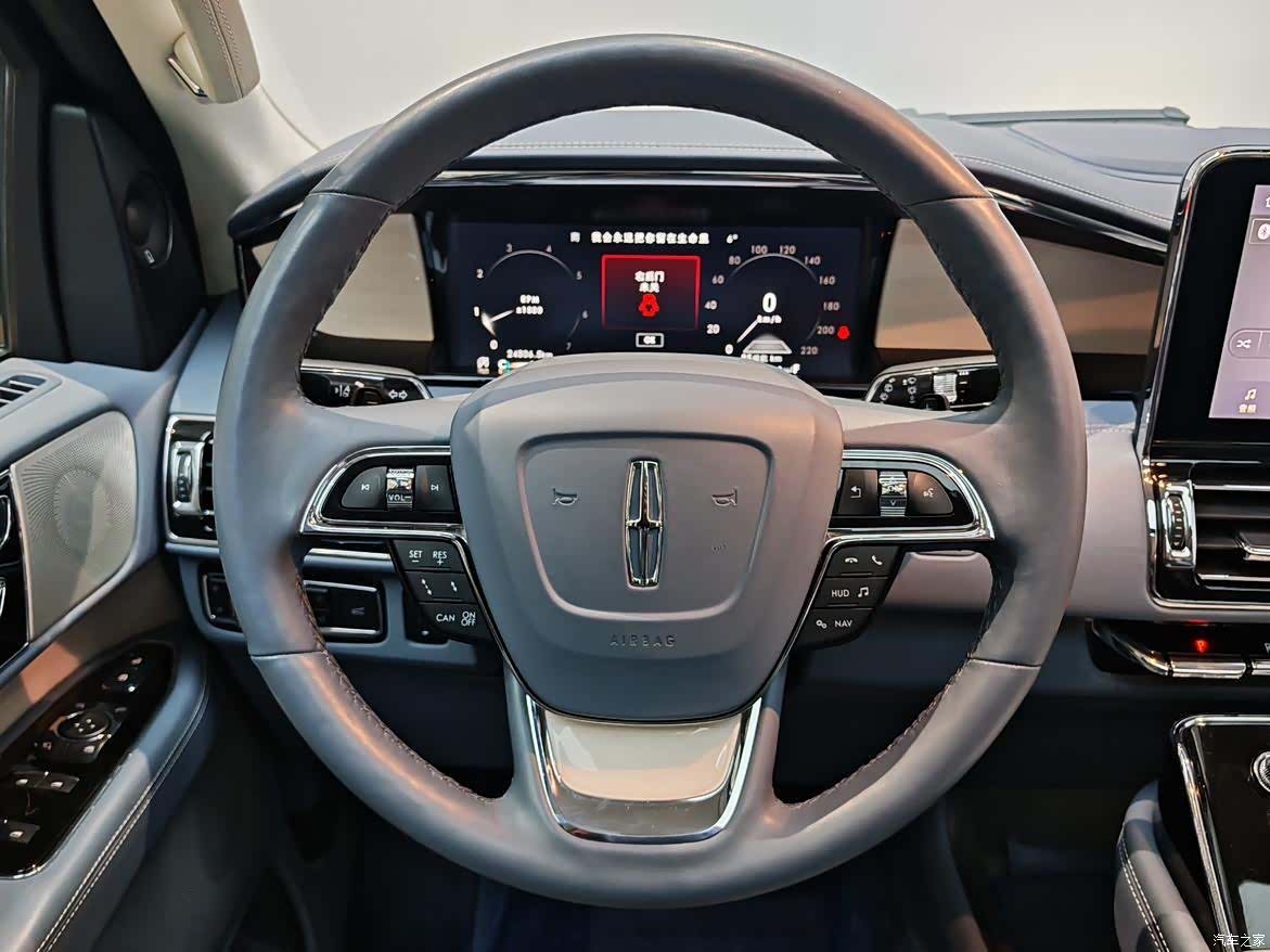 Lincoln Navigator, 2022 16
