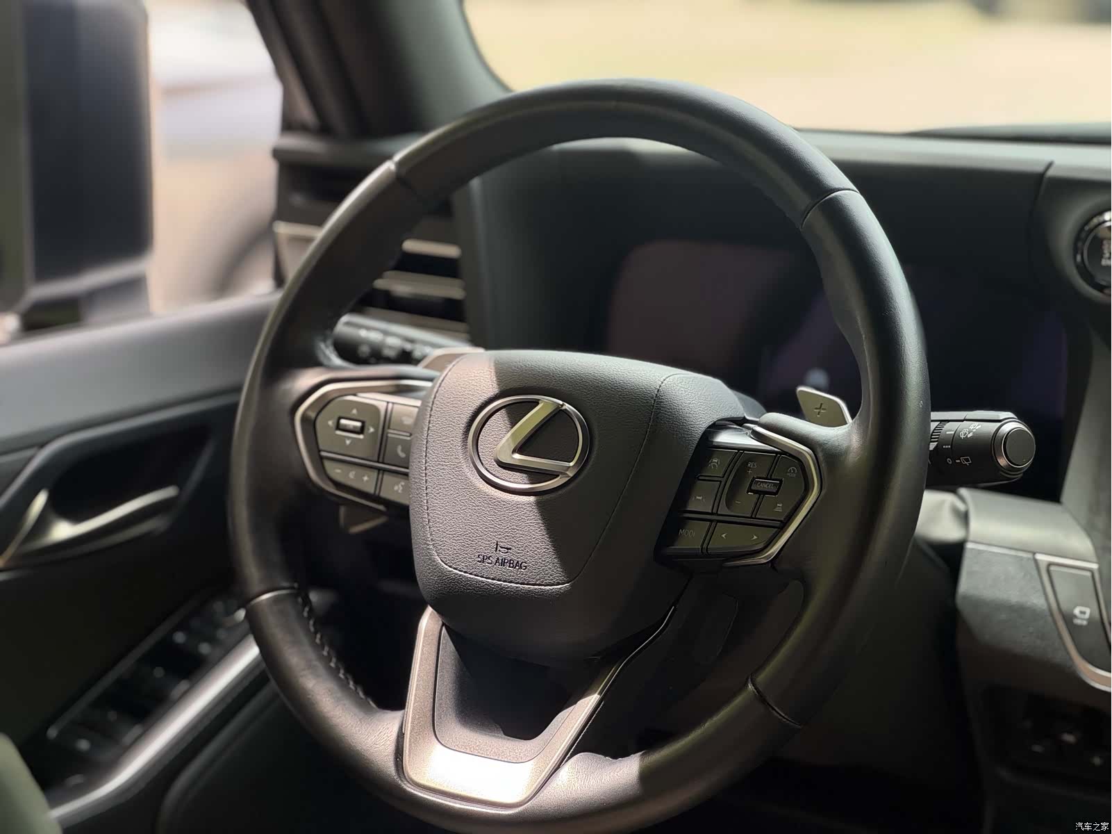 Lexus GX, 2024 16