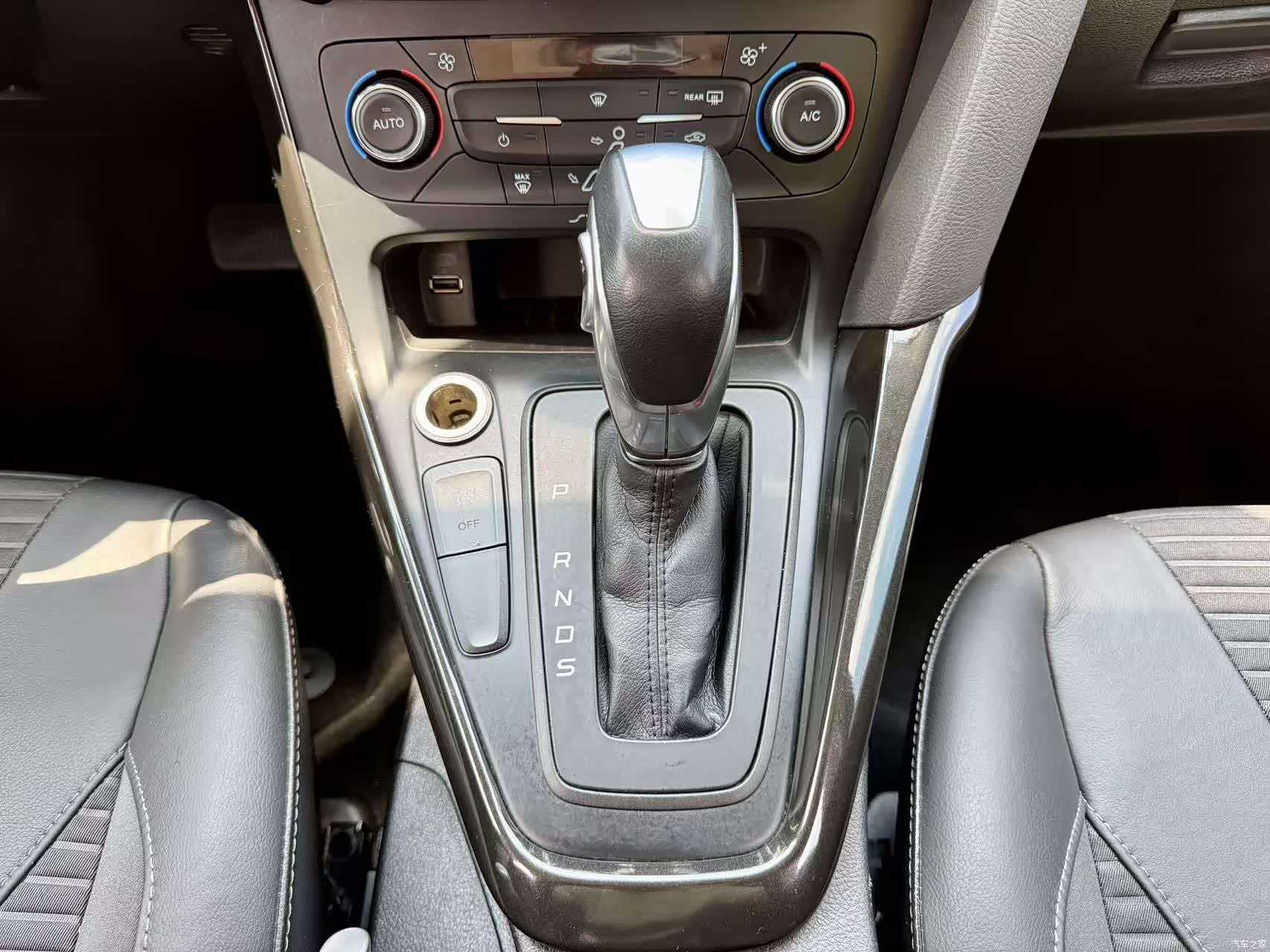Ford Focus, 2015 14