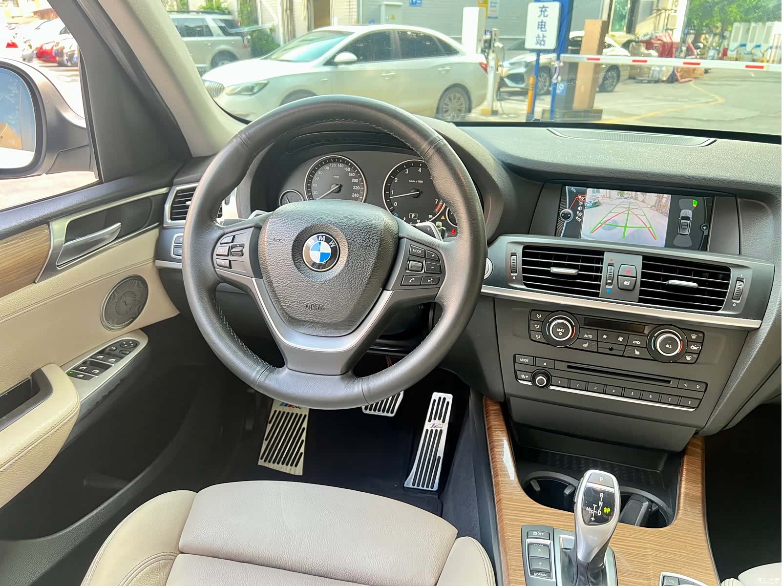 BMW X3, 2011 9