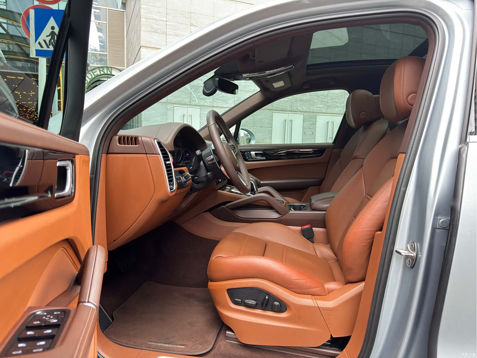 Porsche Cayenne, 2022 9