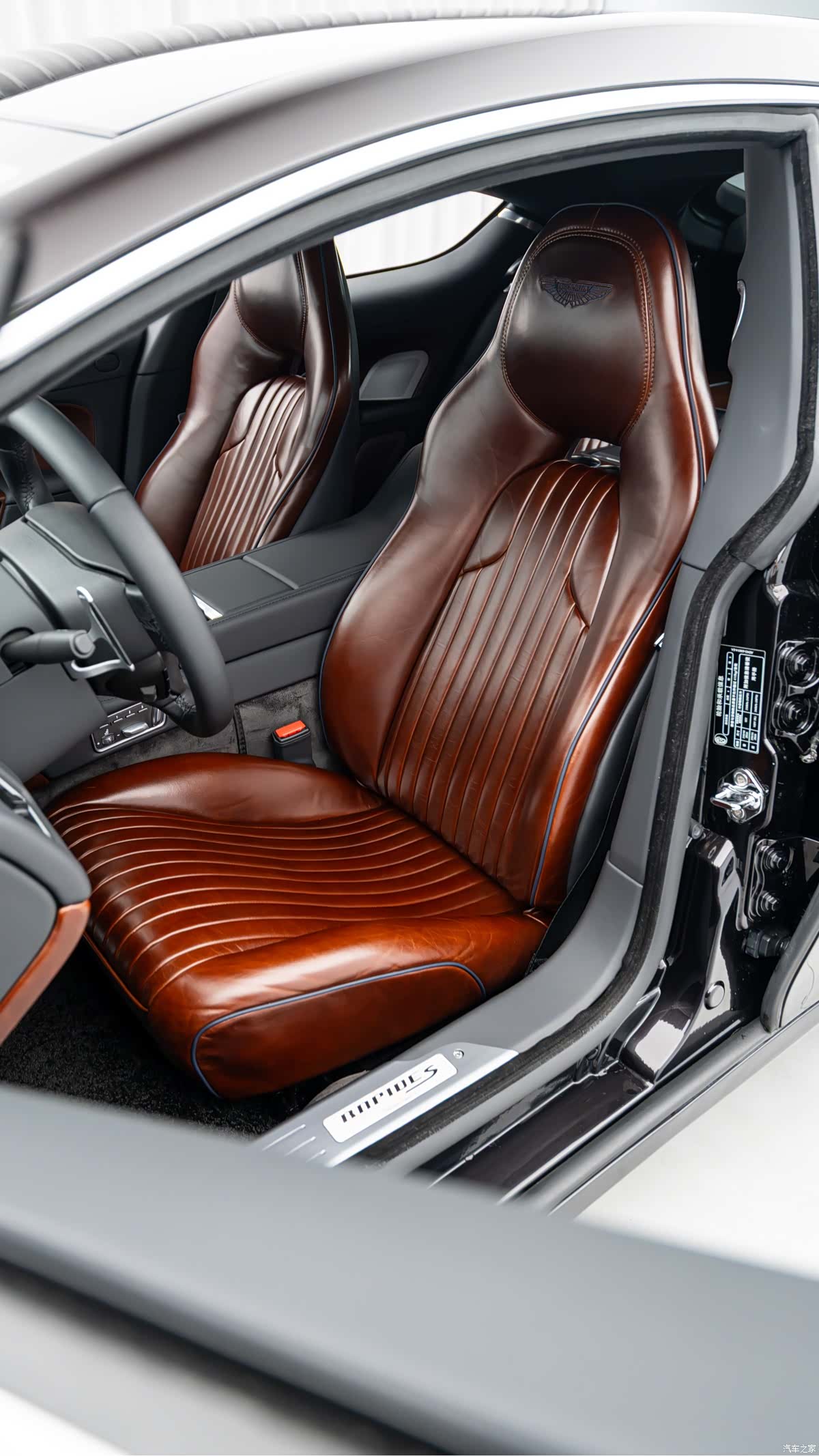 Aston Martin Rapide, 2013 14