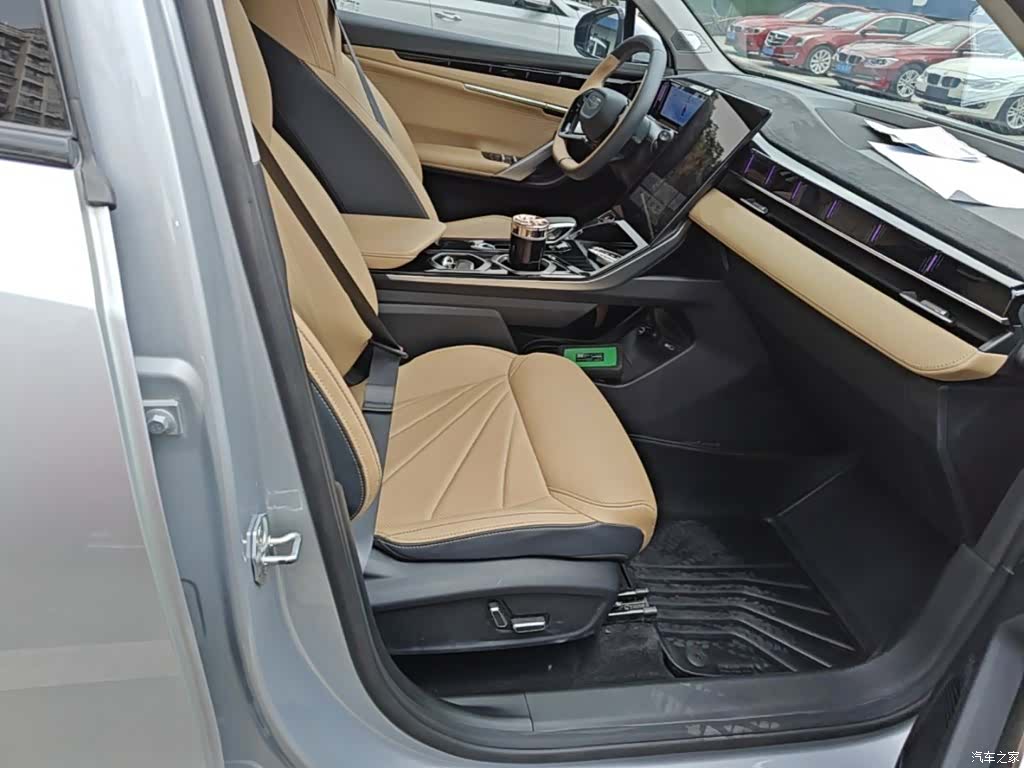 Geely Boyue, 2023 25