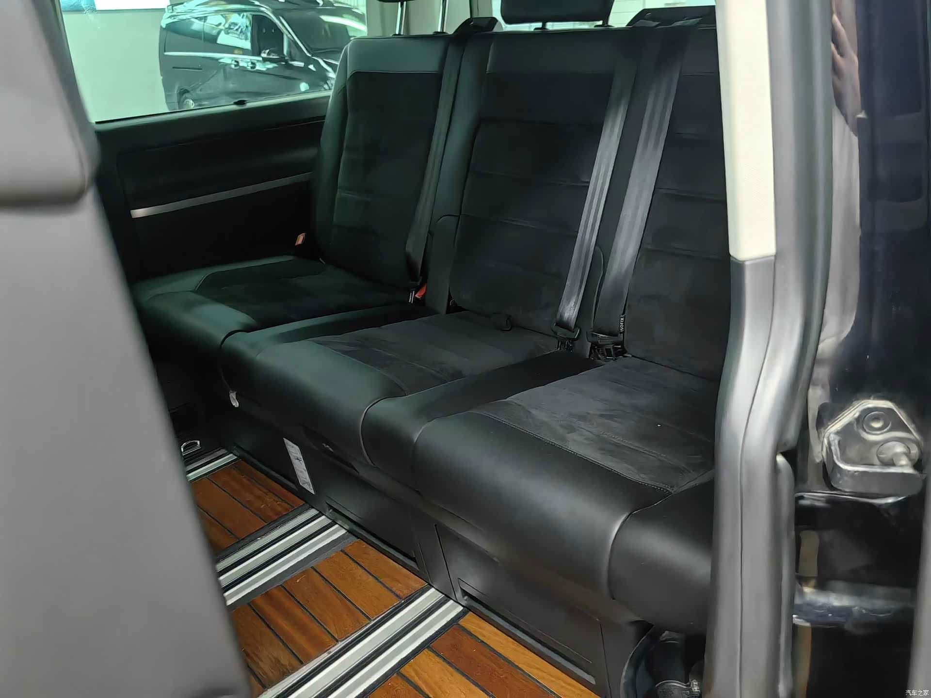 Volkswagen 7, 2017 15