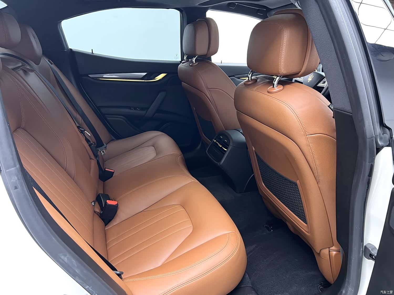 Maserati Ghibli, 2017 7