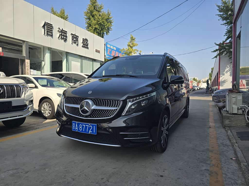 Mercedes-Benz V-Class V 2022 V 260 L Luxury