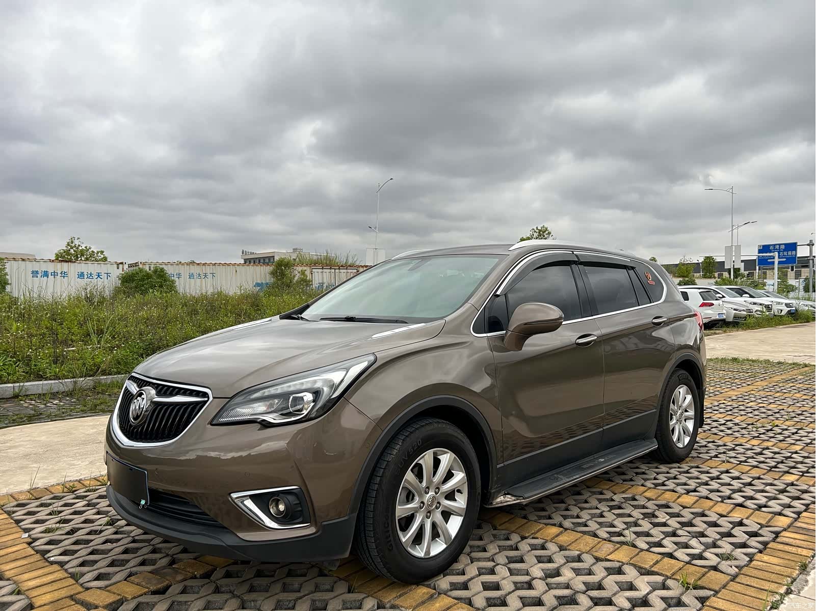 Buick Envision Plus, 2018 1
