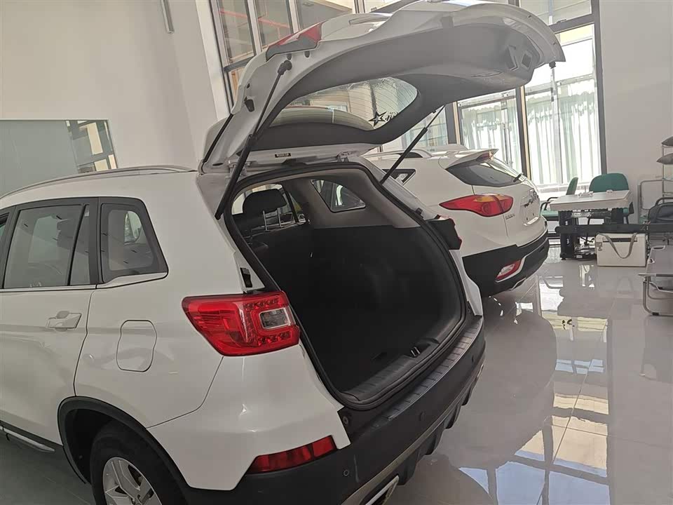 Changan CS75