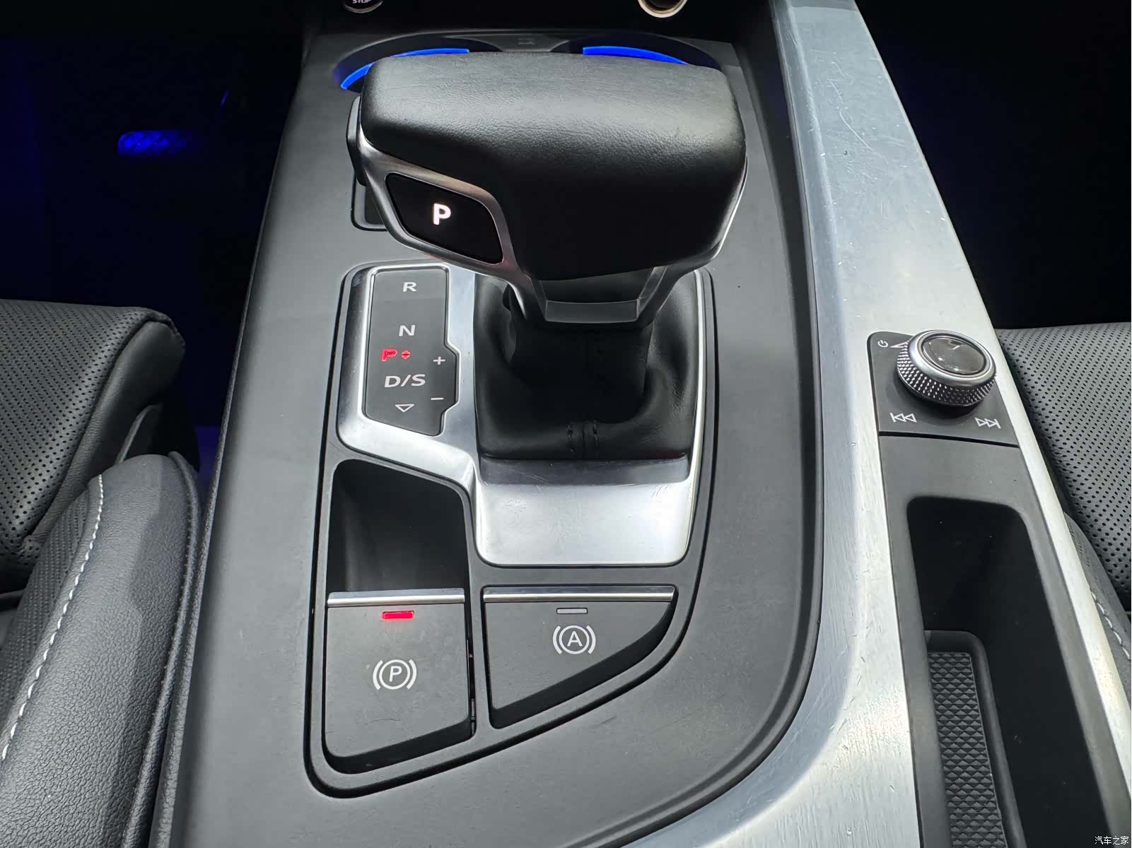 Audi A4L, 2021 27