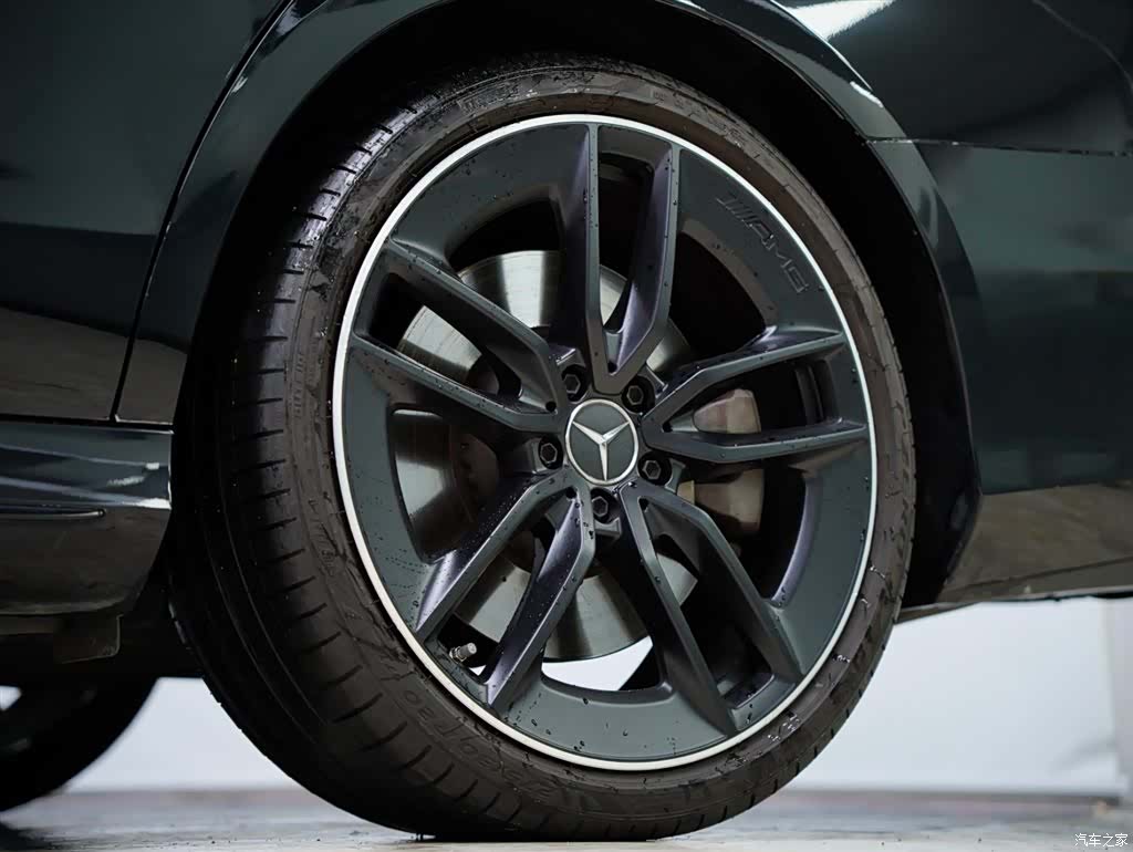 Mercedes-Benz E-Class, 2023 26