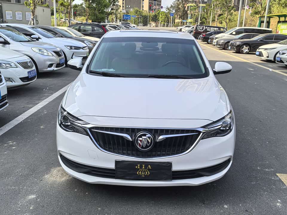 Buick Yinglang
