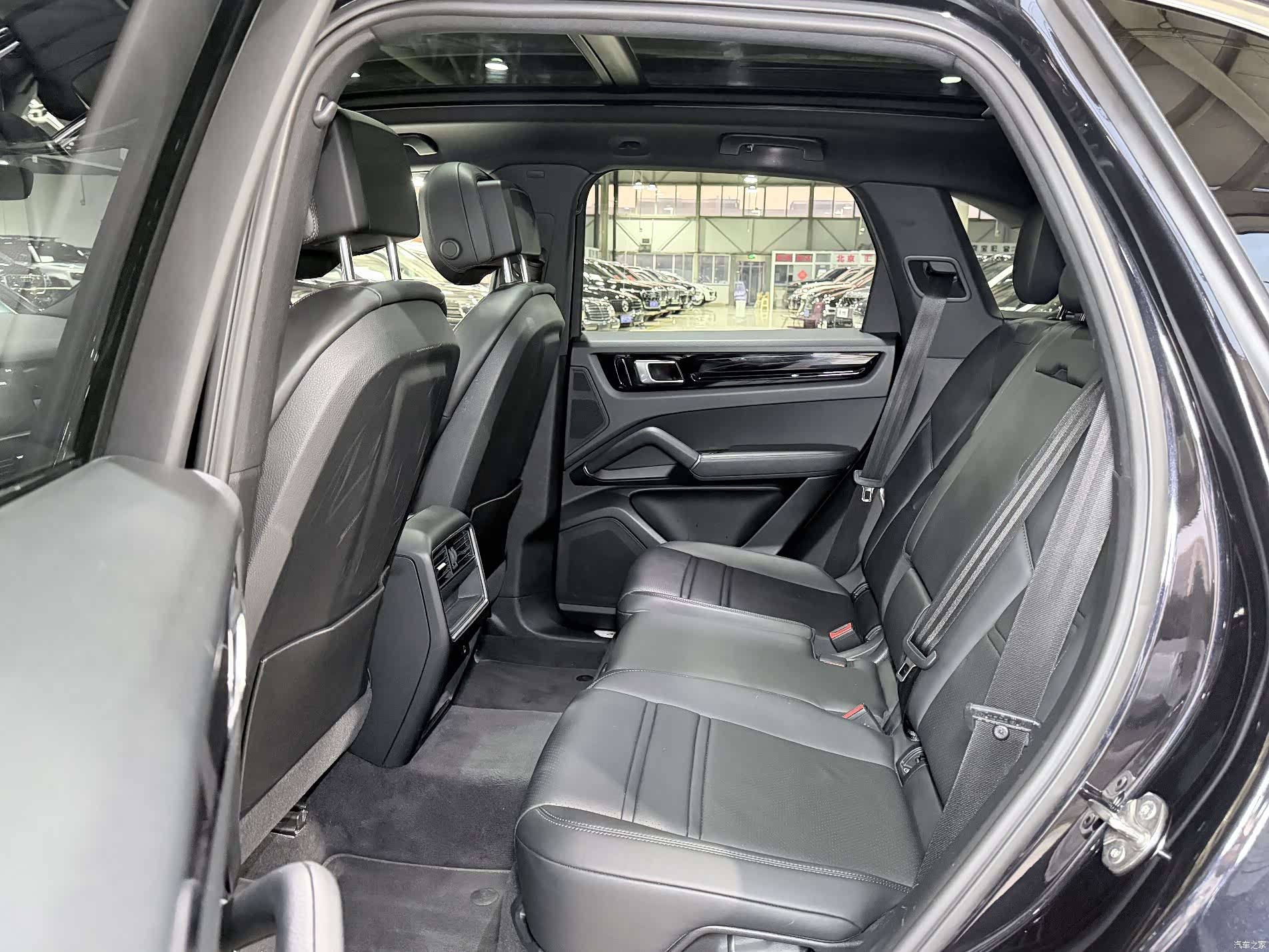 Porsche Cayenne, 2019 10