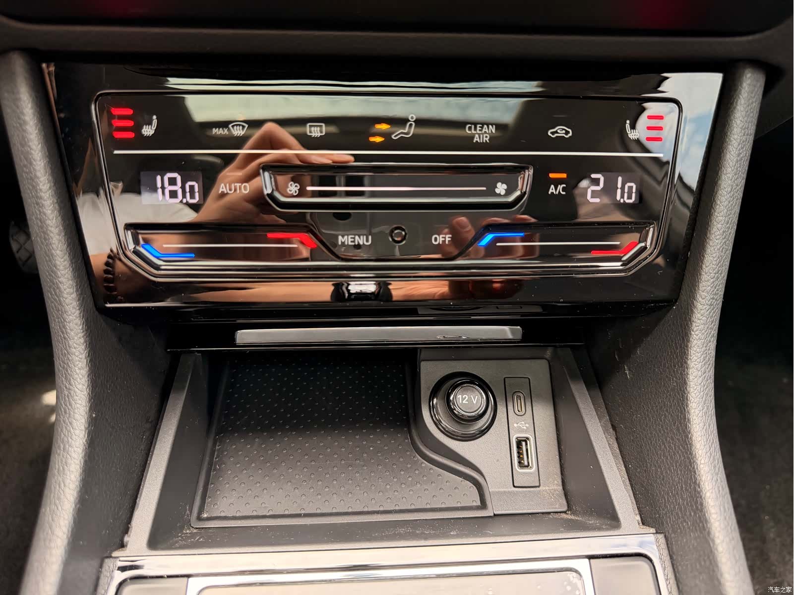 Skoda Superb, 2023 10