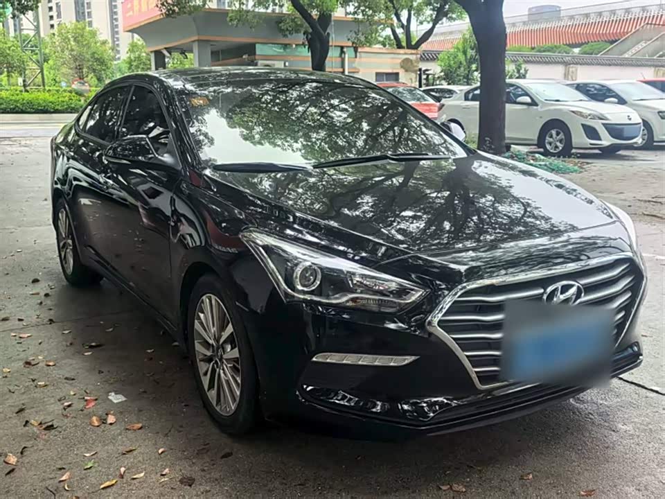 Hyundai Name picture