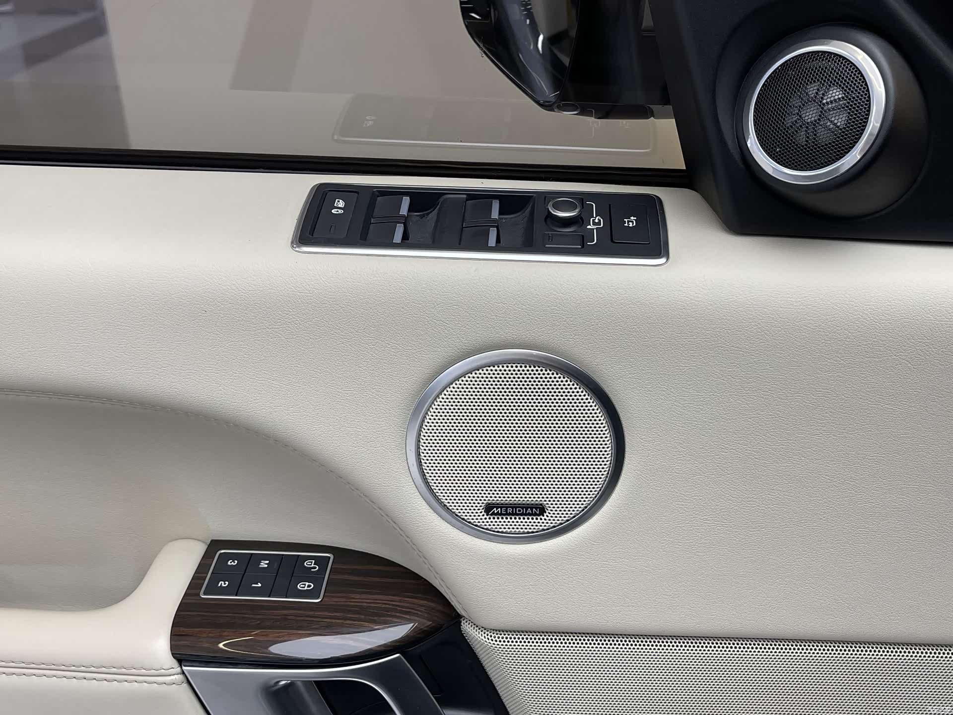 Land Rover Range Rover, 2016 9