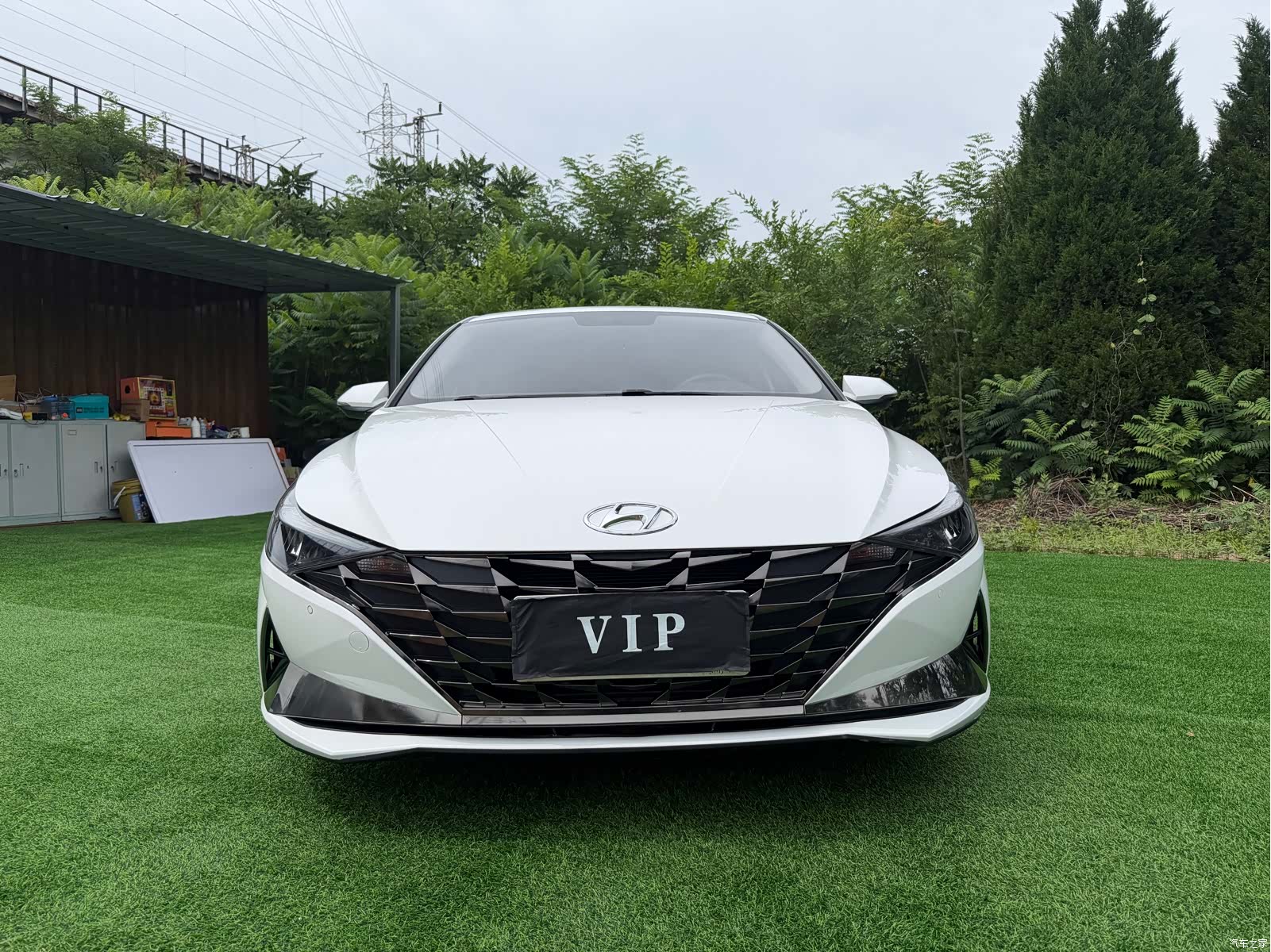Hyundai Elantra, 2023 2