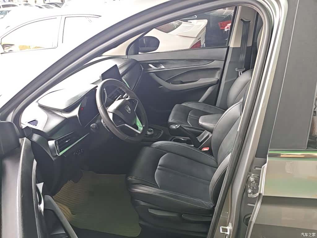 Wuling 360, 2018 15