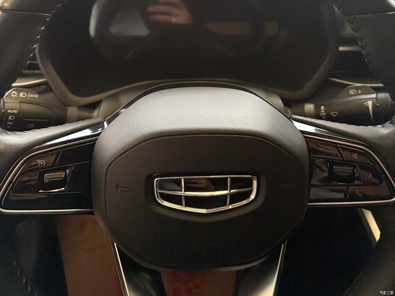 Geely Emgrand, 2022 11