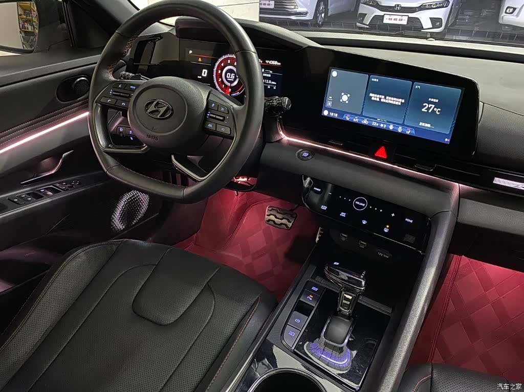 Hyundai Elantra, 2023 8
