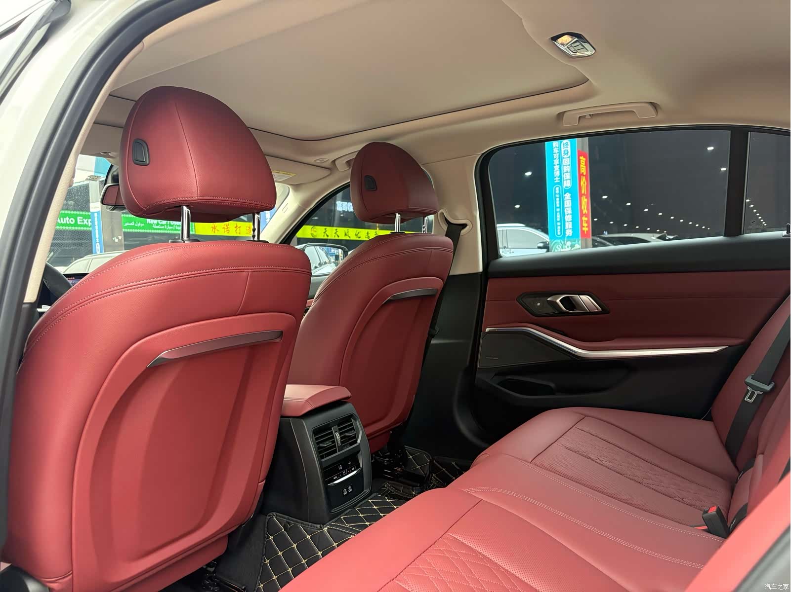 BMW 3 Series, 2025 12