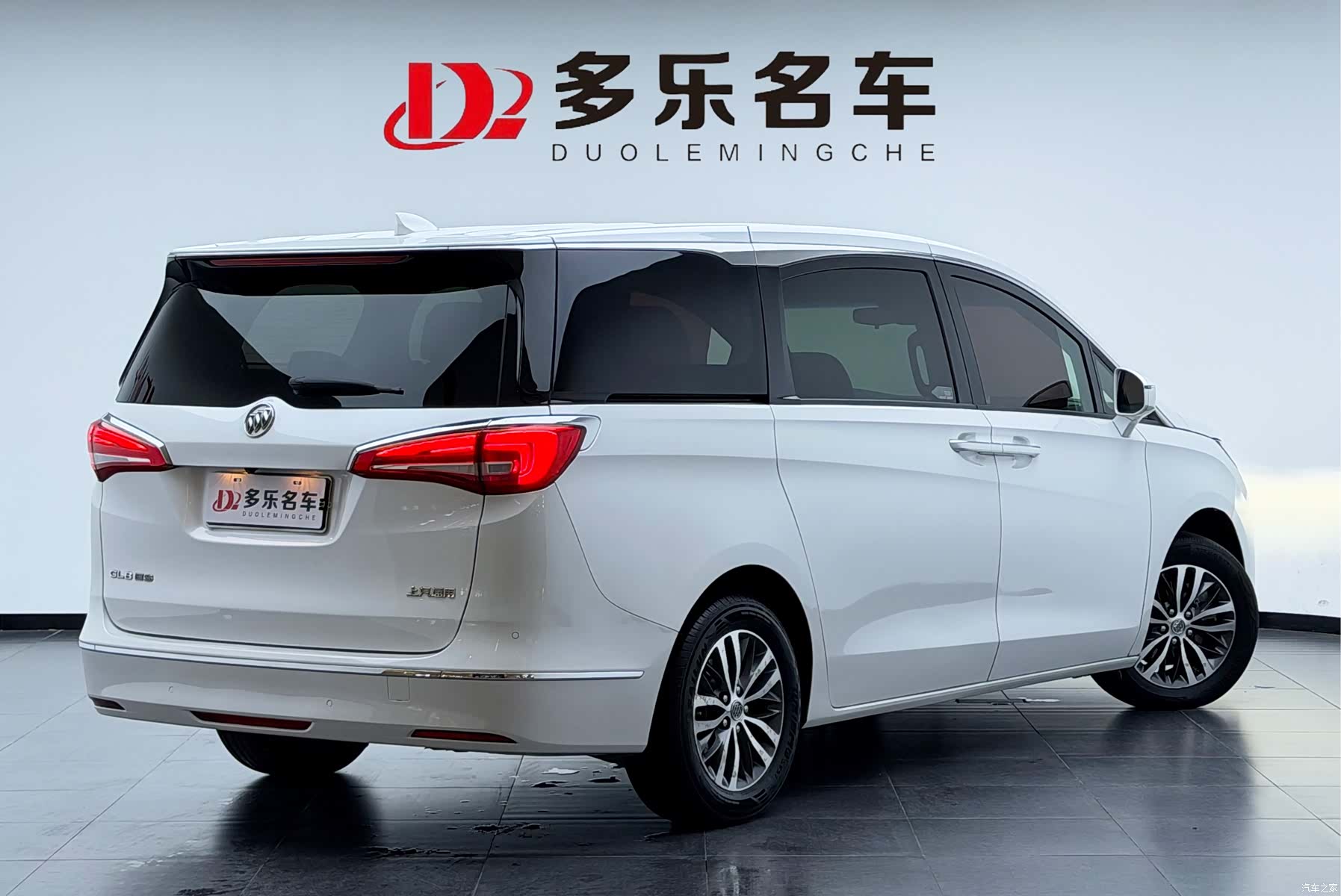 Buick GL8, 2018 4