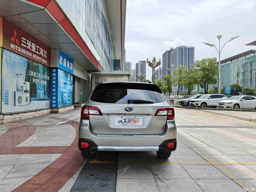 Subaru Outback, 2015 все фото