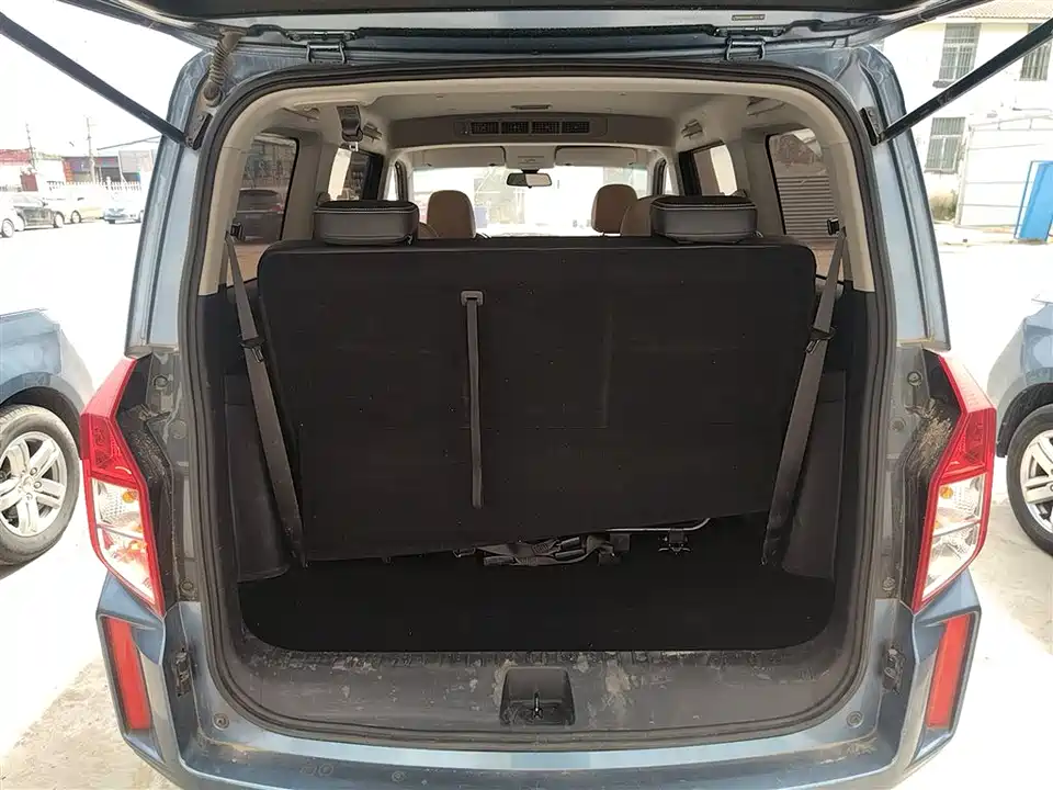 Wuling Wuling Hongguang PLUS