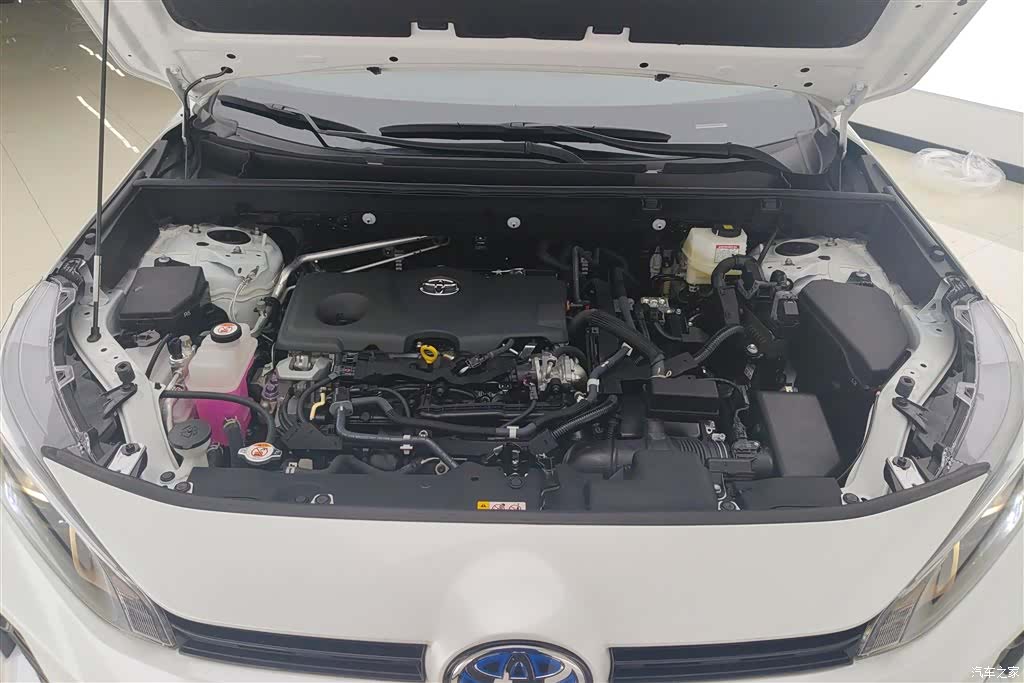 Toyota Wildlander, 2026 10