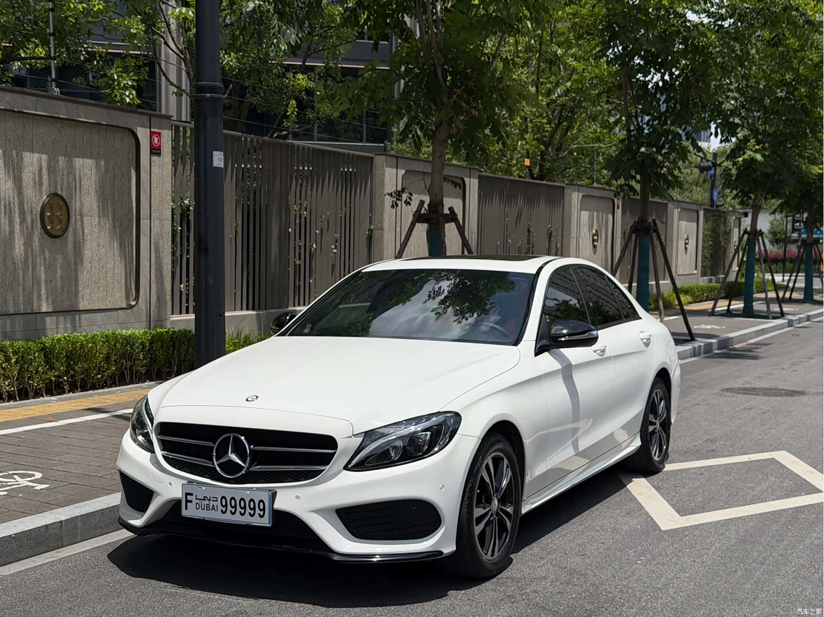 Mercedes-Benz C-Class, 2016 1