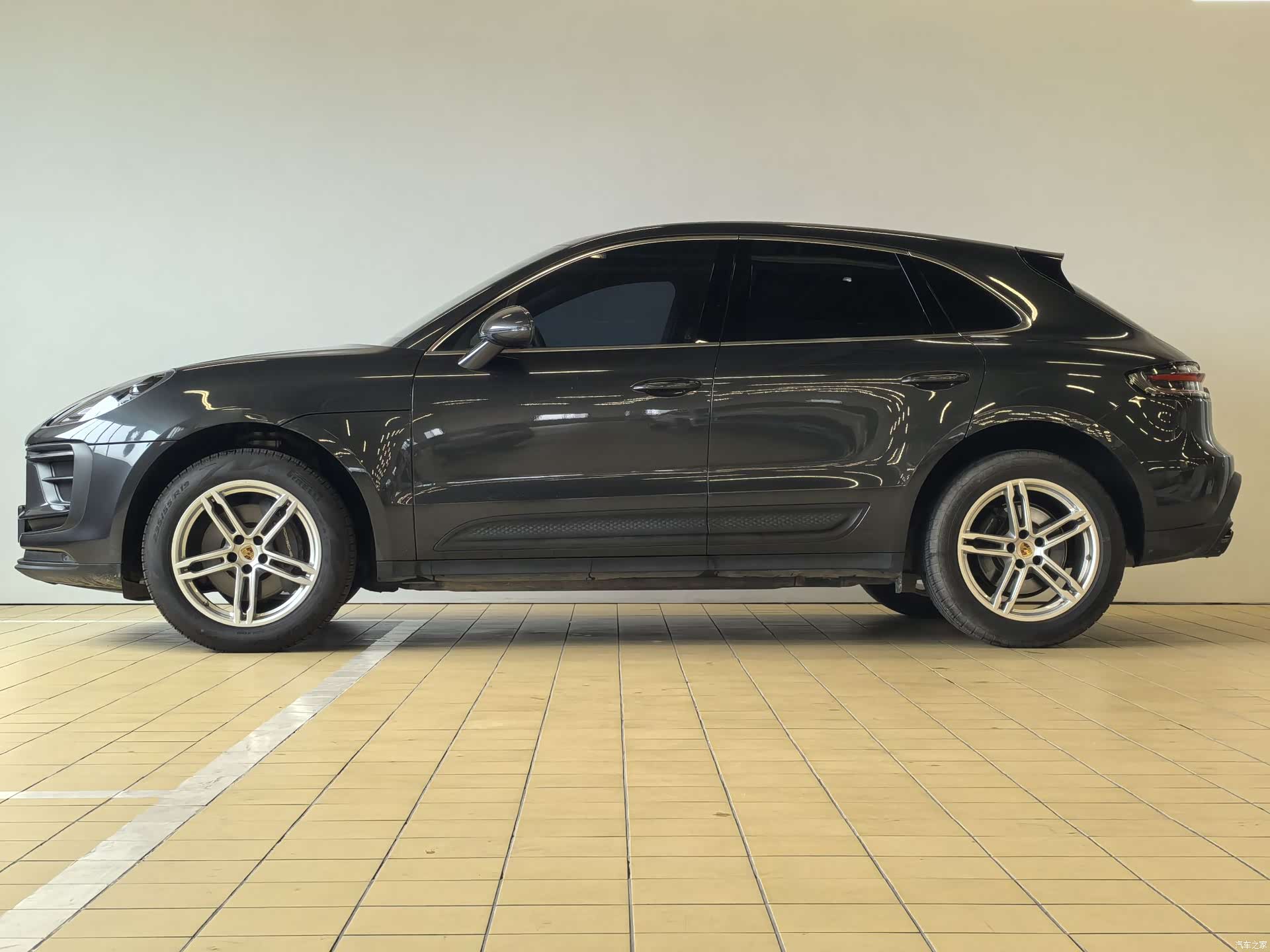Porsche Macan, 2024 4