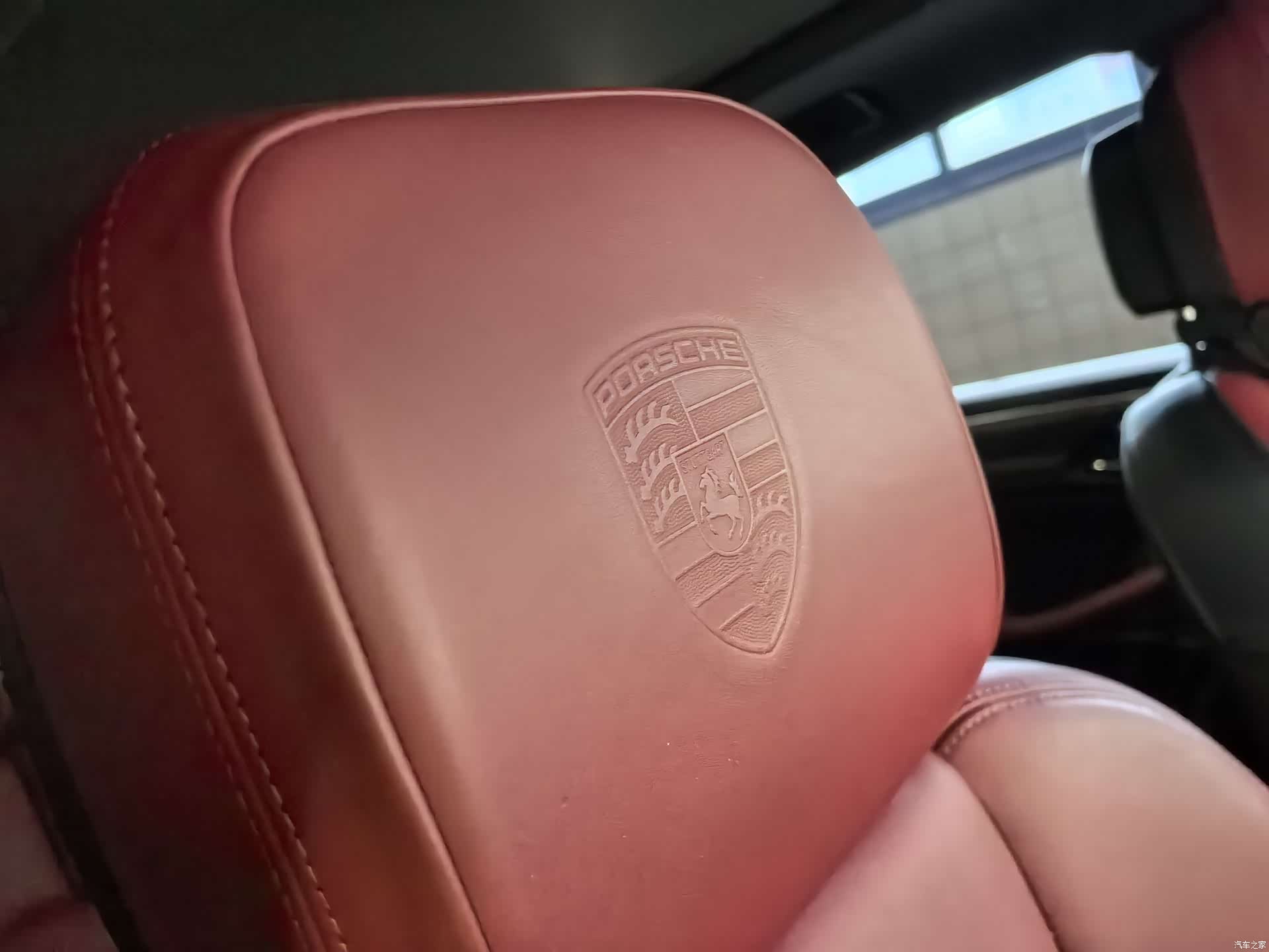 Porsche Macan, 2024 11