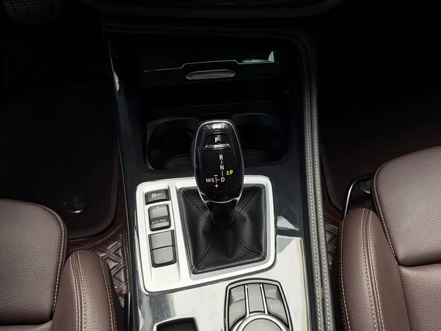 BMW 1 Series 2023, фото 15