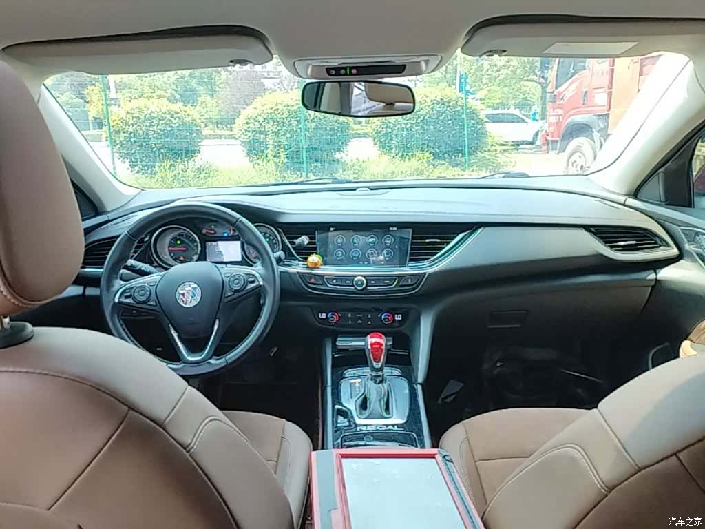 Buick Regal, 2020 10