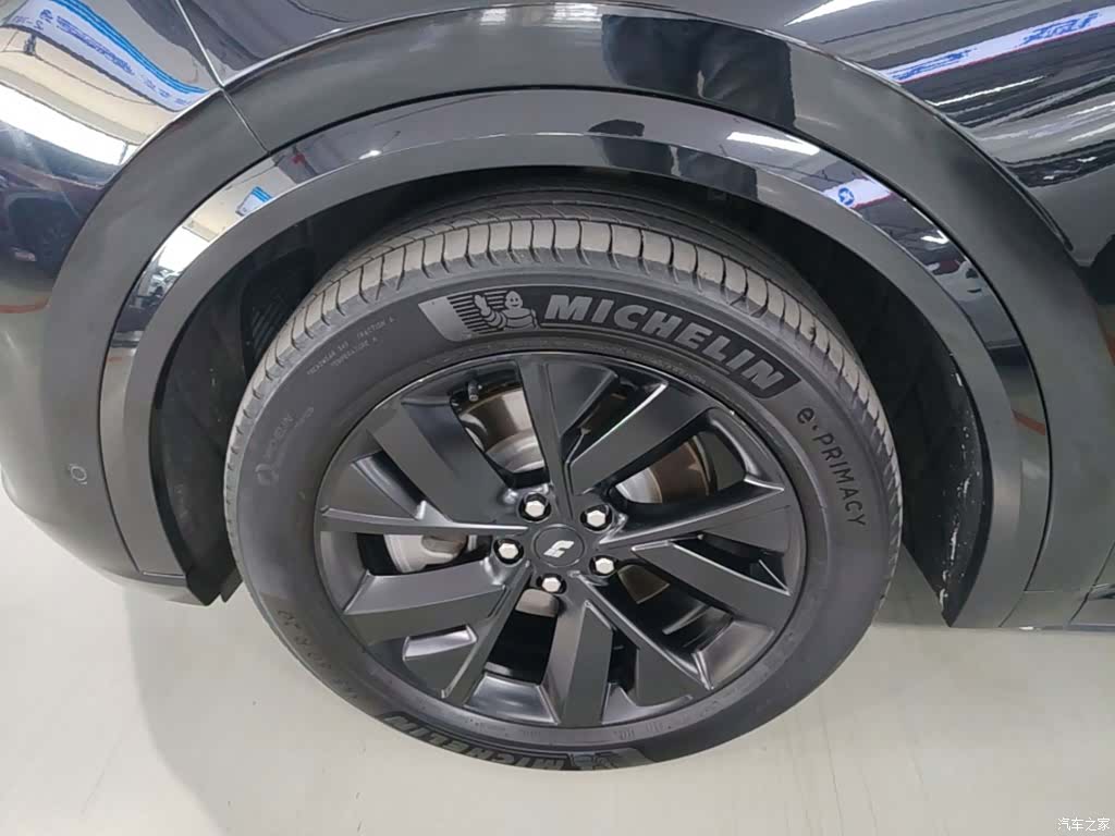 Li Auto L8, 2024 23