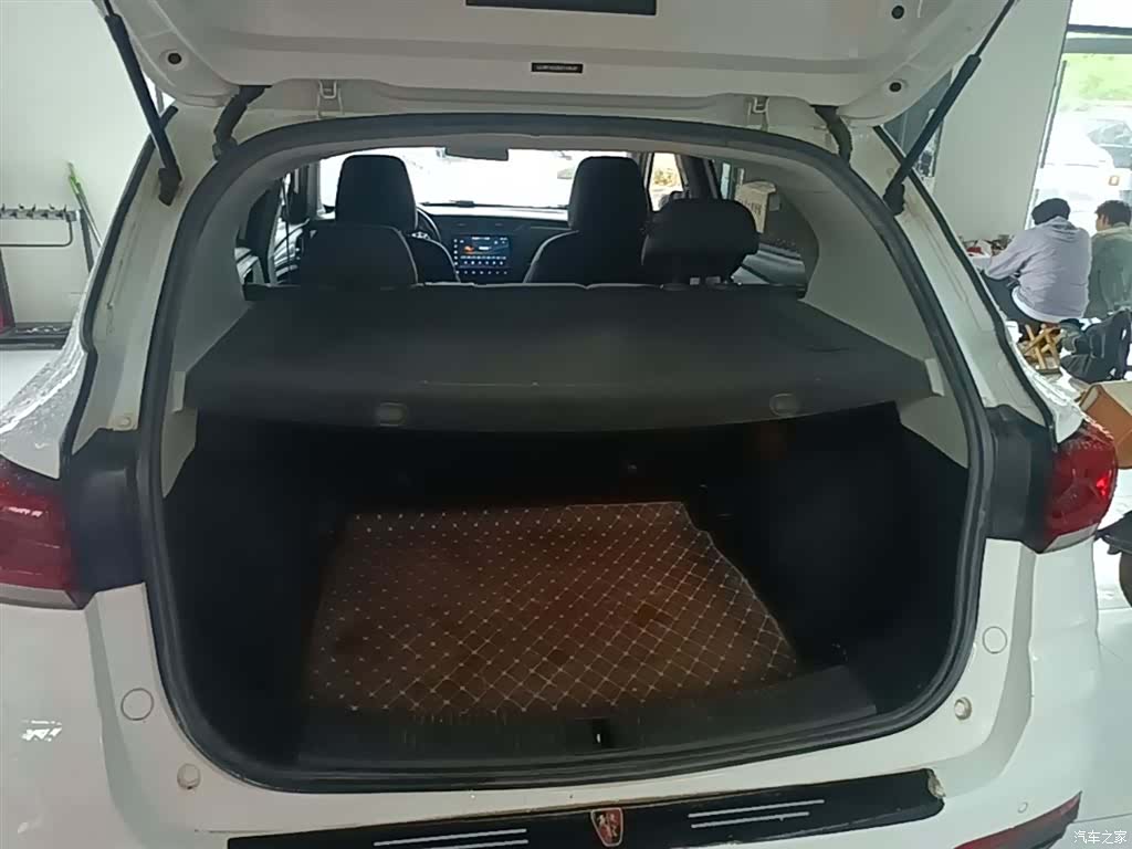 Roewe RX3, 2023 19