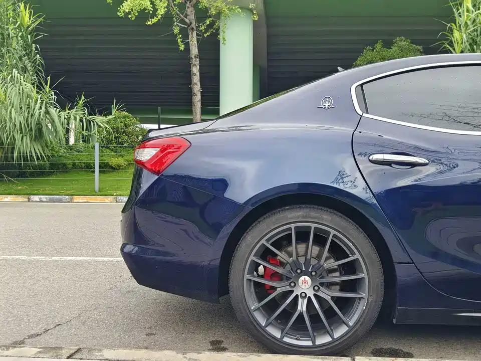 Maserati Ghibli