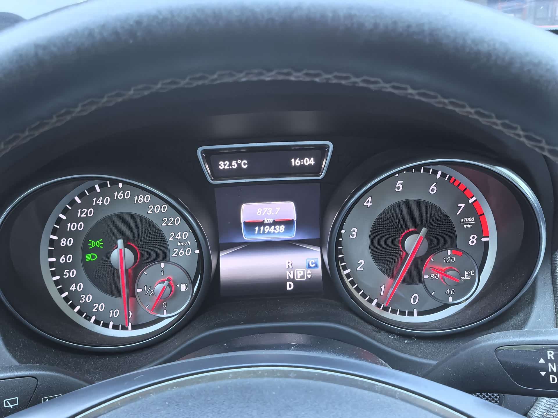Mercedes-Benz GLA, 2017 все фото