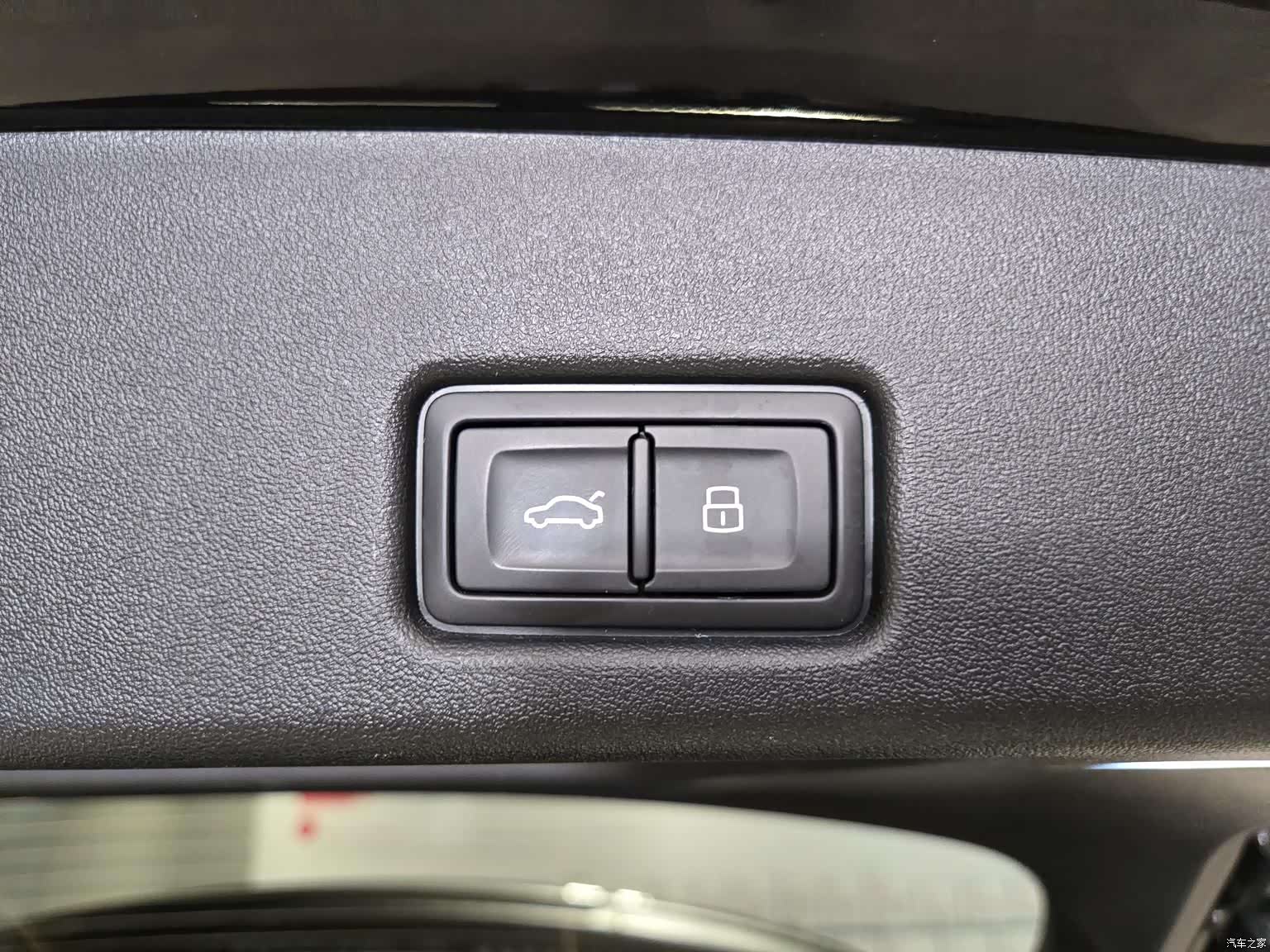 Audi Q5L, 2026 21