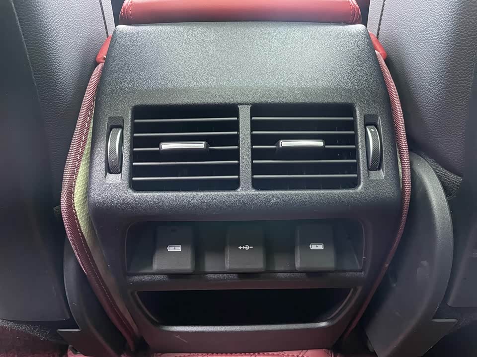 Land Rover Discover sports