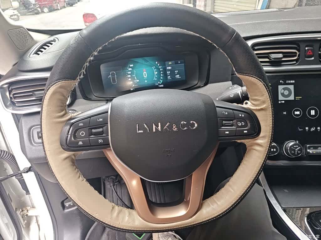 Lynk & Co 01, 2018 11