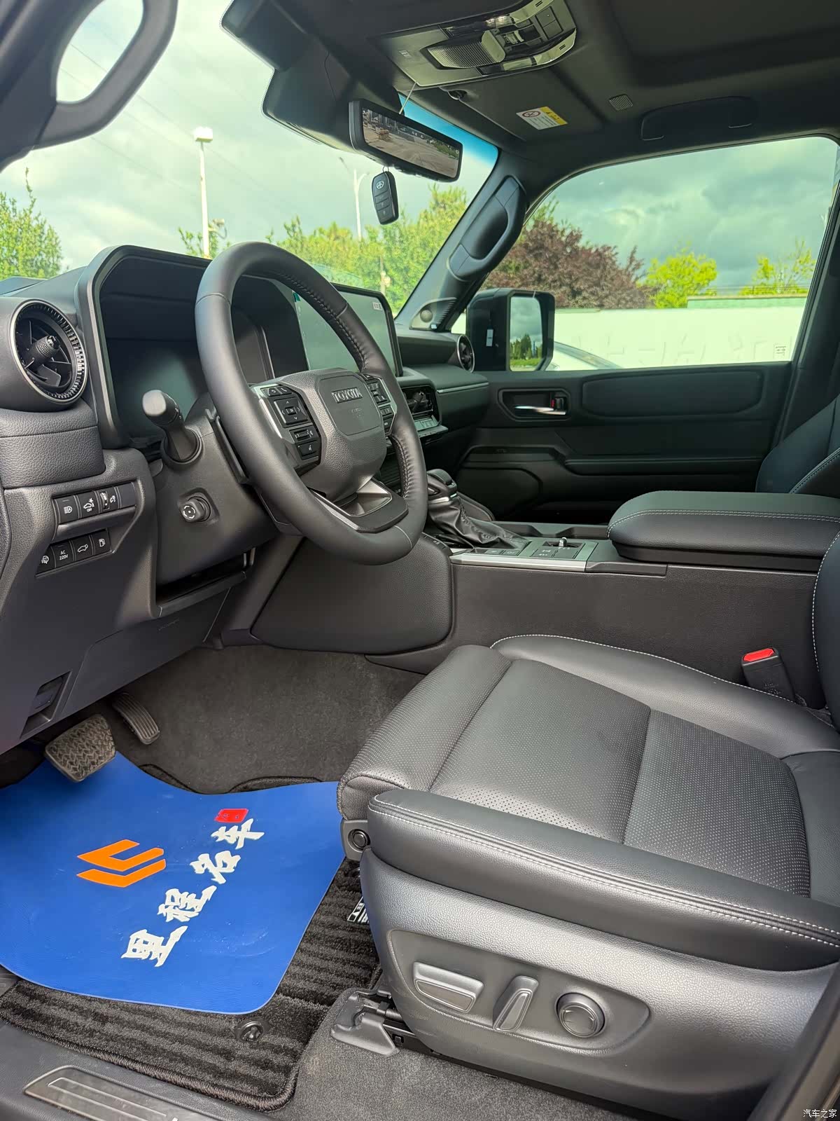 Toyota Prado, 2026 10