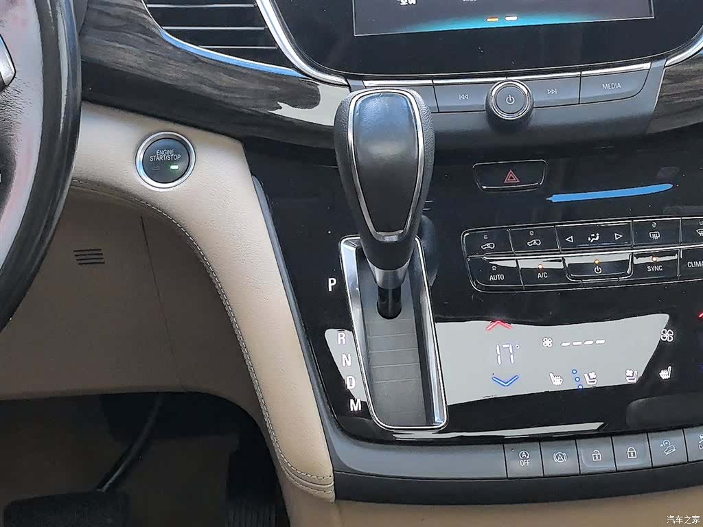 Buick GL8, 2018 13