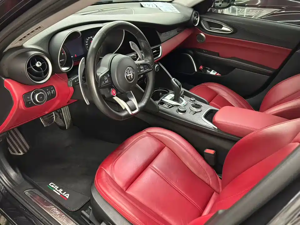 Alfa Romeo Giulia