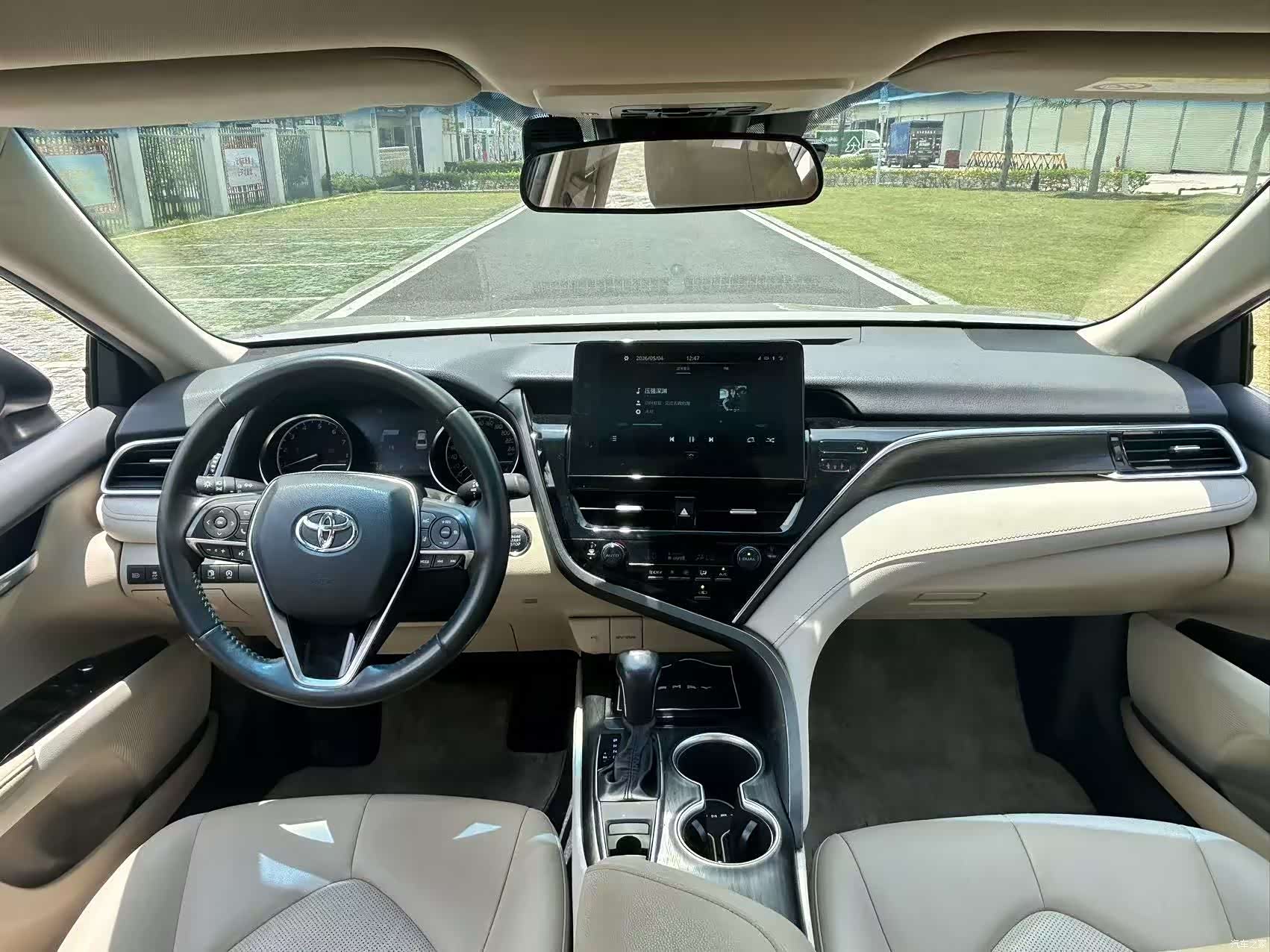 Toyota Camry, 2021 6